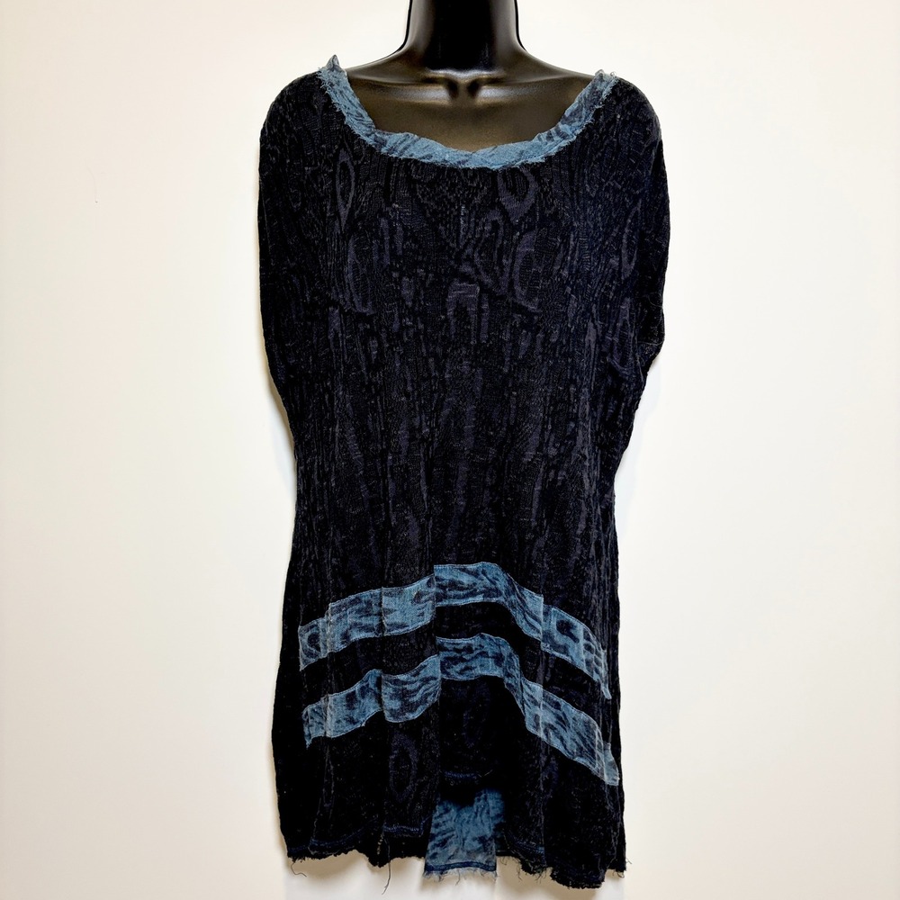 Free people Tunic Top Distressed Tiger Print Knit OS Blue